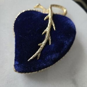 Rare Find Sam Fink Pin cushion